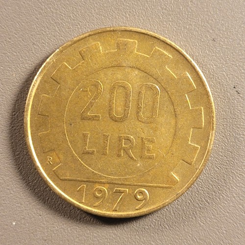 1979 italy 200 lire - 200,